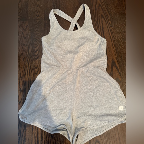 Vuori Pants - Vuori Halo Retro Romper size small